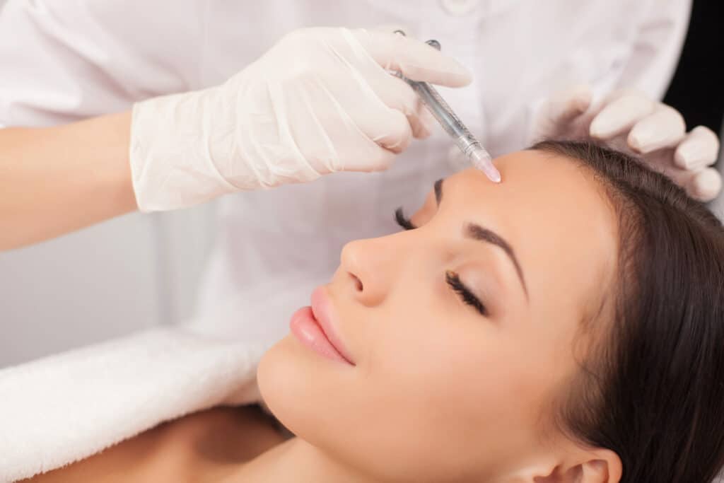 Injections de Botox et rides du front - Tarifs du Centre du Champ de Mars à Paris 15