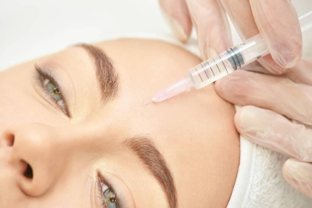 Injections de Botox et rides du lion - Tarifs du Centre du Champ de Mars à Paris 15