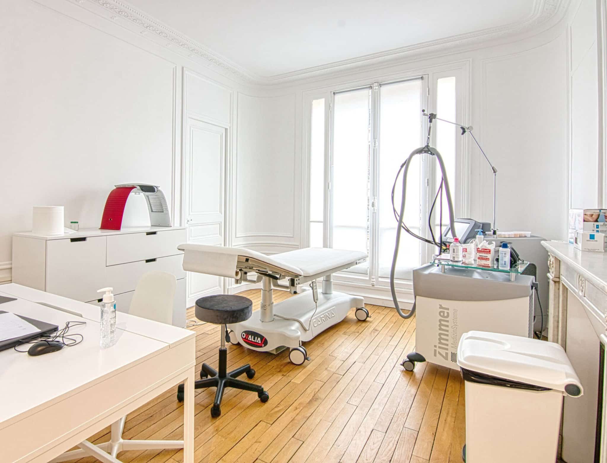 Les centres du Centre du Champ de Mars : salle de traitement | Médecine esthétique | Paris